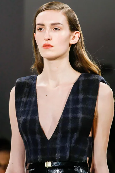 Look 7